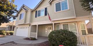 Beautiful 4 bedroom, 3 bathroom home in Visalia Gallery 1