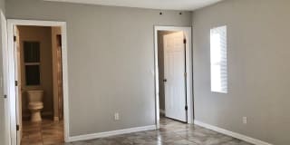 Experience this Large Cape Coral 3 bedroom 2 bath duplex with 1 car garage and screened in lanai. Gallery 15