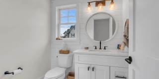 205 Morris Avenue Gallery 29