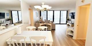 5757 Collins Ave Gallery 31