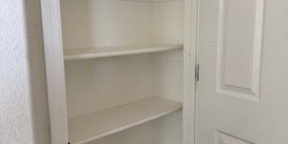 3 BR on the GOLF COURSE with POOL-Laughlin Ranch Association Gallery 17
