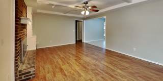 1817 Tim Dr Gallery 4