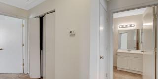 Adorable 2 Bedroom Condo Gallery 13