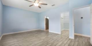 Gorgeous 3/2 in St. Cloud with fence enclosed yard and 3 car garage!  Available Now! Gallery 16