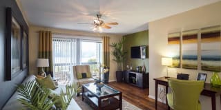 The View at Mandarin Gallery 32