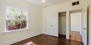 3 Bed 2 bath home PERFECT for U of A Students, Faculty and Staff! Gallery 18