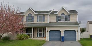 Beautiful Updated 4 bedroom & 3 bath home for rent Gallery 1