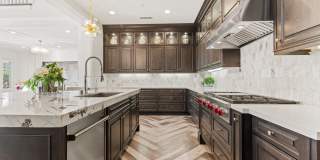Luxury Executive Rental in Guard-Gated Hidden Canyon Luxury Executive Rental in Guard-Gated Hidden Canyon Gallery 9