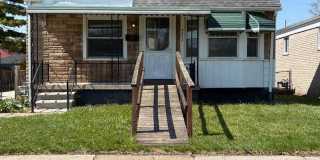 1302 Empire Ave Gallery 1