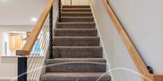 Spacious 2 bedroom duplex with attached garage Gallery 9