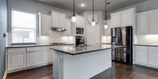 3521 Camden Court Gallery 21