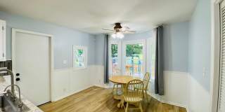 LARGE FENCED IN YARD!!! Gallery 6