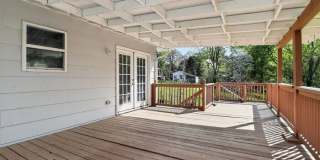 308 Caroline Avenue Gallery 26