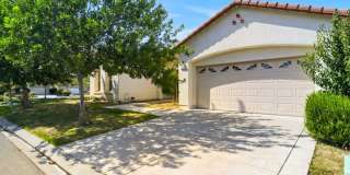Trilogy 55+ Beautiful 3BD/3BA with pond view Gallery 1