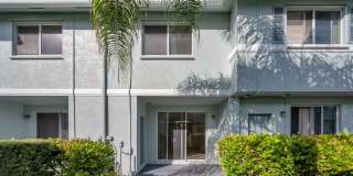 1927 Gardenia Ct Gallery 1