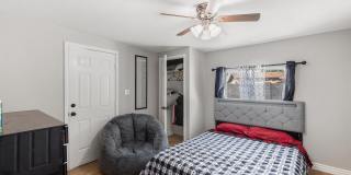 4716 W CHRISTY Drive Gallery 12