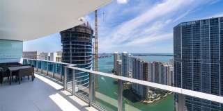 200 Biscayne Boulevard Way Gallery 21