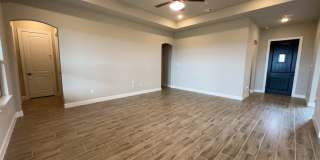 9510 Turnstone Dr**Ask about our NO CASH DEPOSIT option!** Gallery 21