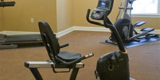 Senior Housing - Hawthorn Village Gallery 20