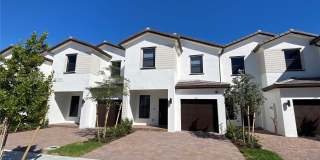 211 SW 159th Ter Gallery 1