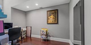 2443 Windsor Way Court Gallery 36