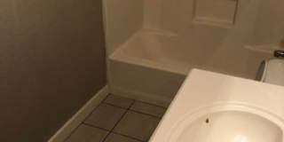 La Place 5th St Gallery 31