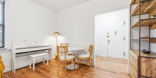 62-64 Saunders Street Gallery 10