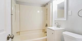 3660 Sterling Ridge Way Gallery 1
