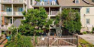 Beautiful 2 bedroom/ 2 bathroom apartment located right on Historic Main Street in St. Charles. Beautiful 2 bedroom/ 2 bathroom apartment located right on Historic Main Street in St. Charles. Gallery 32