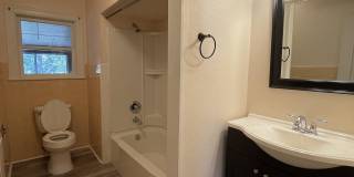 935 Allen Avenue Gallery 35