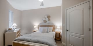 Ashbury Square Gallery 45