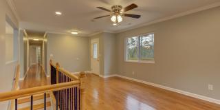 Spacious 5 Bedroom Home in Ooltewah with two separate living areas! Gallery 4