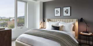 The Harlo Gallery 18