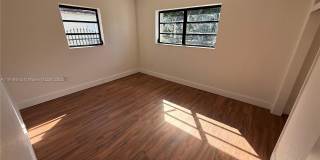 1430 NW 176th Ter Gallery 11