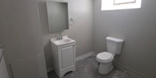 Single Family Home 4 beds 1.5 bath Available Now! Gallery 25