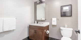 Hagert & York Gallery 17