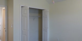 LOVELY HOME in Hamburg; Renovated, Garage, Many Upgrades! Gallery 43