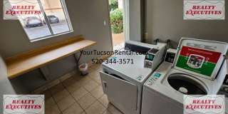 April Move in Special - Country Club & Fort Lowell area - 2 Beds 1 bath with AC Gallery 28