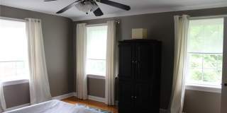 1119 Sanford Avenue Gallery 25