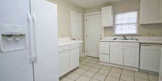 $500 Off Your First Month's Rent! 5 Bedroom - Close to USC Walking distance to Williams Brice stadium Gallery 27