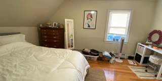 Nice 2 bed in Somerville Gallery 7