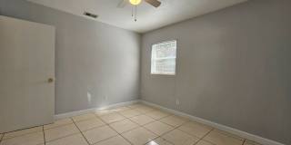 Charming 3-Bedroom, 2-Bath Home with Bonus Room and Detached Garage in Lakeland!! Gallery 11