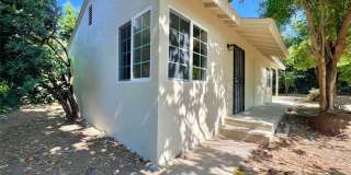 835 E Howard St Gallery 1