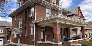 3-4 Bedroom House located in South Park. Short Walking Distance to Downtown. Available 8/5/26 Gallery 1