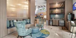 Centre Pointe Gallery 28