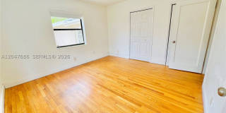 410 Pinecrest Dr Gallery 25