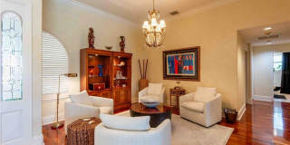 6605 STONINGTON DRIVE N Gallery 8