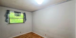 Sprawling 3 or 4-Bedroom House for Rent in a Great Wenatchee Neighborhood! W/D Included! Gallery 21