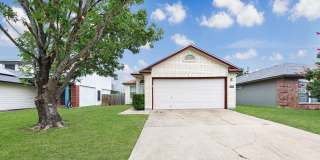 1404 Fox Creek Dr Gallery 1