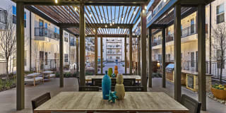 West Love Gallery 32